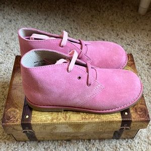Footmates suede pink boots never worn size 12